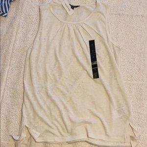 NWT Cream Linen Banana Republic Tank.  Medium